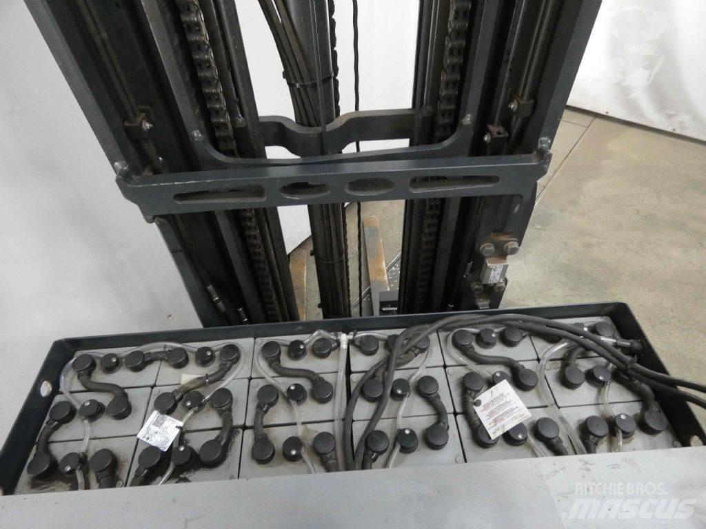Still FM-X17 Carrello retrattile