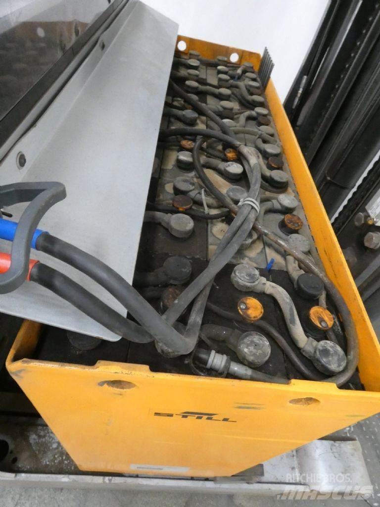 Still FM-X17 Carrello retrattile
