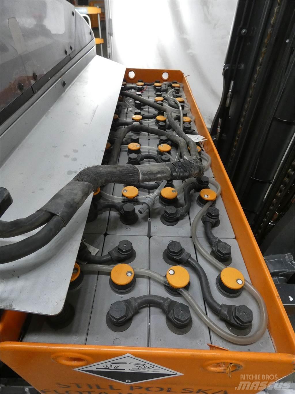 Still FM-X17 Carrello retrattile