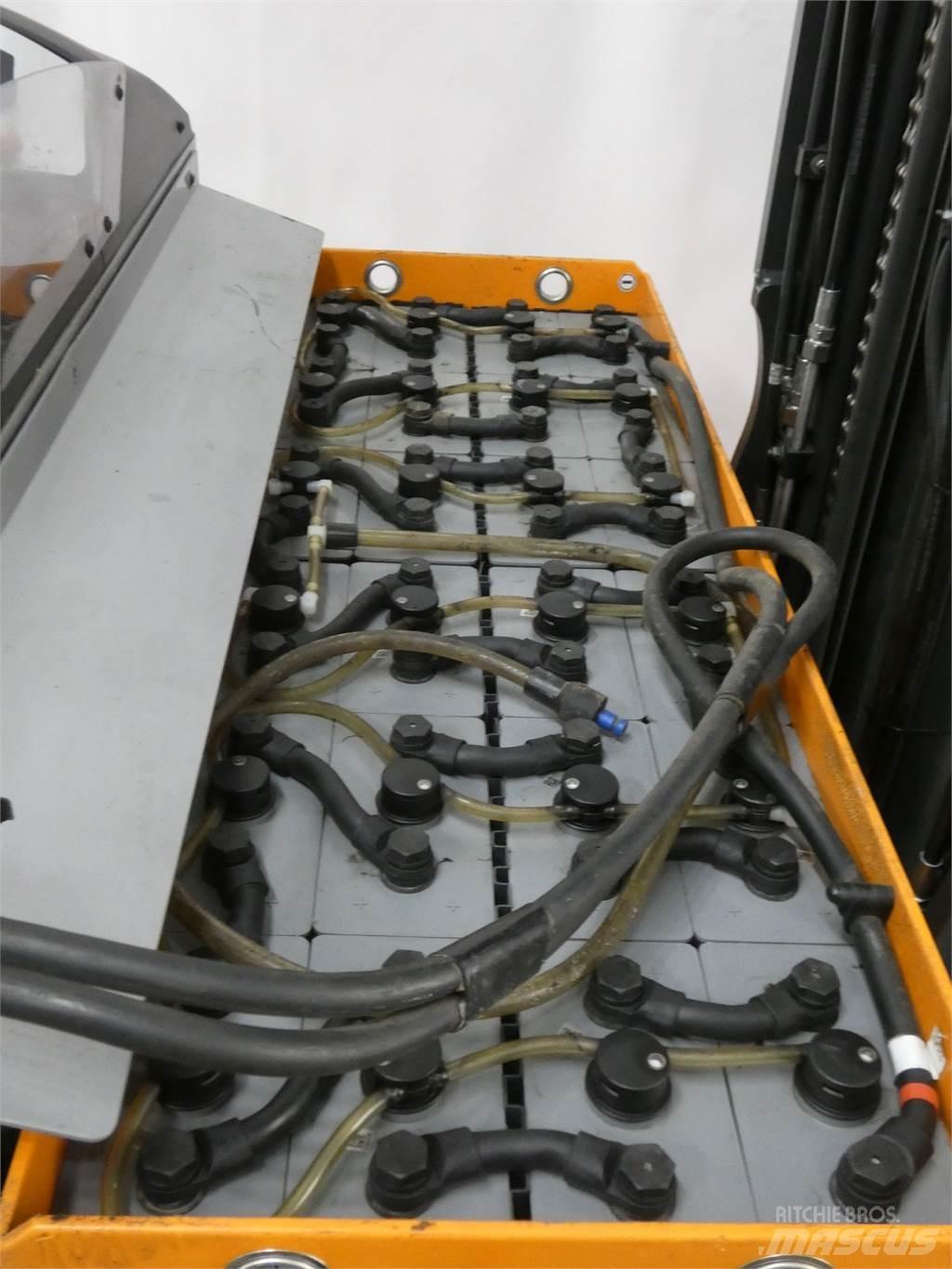 Still FM-X17 Carrello retrattile