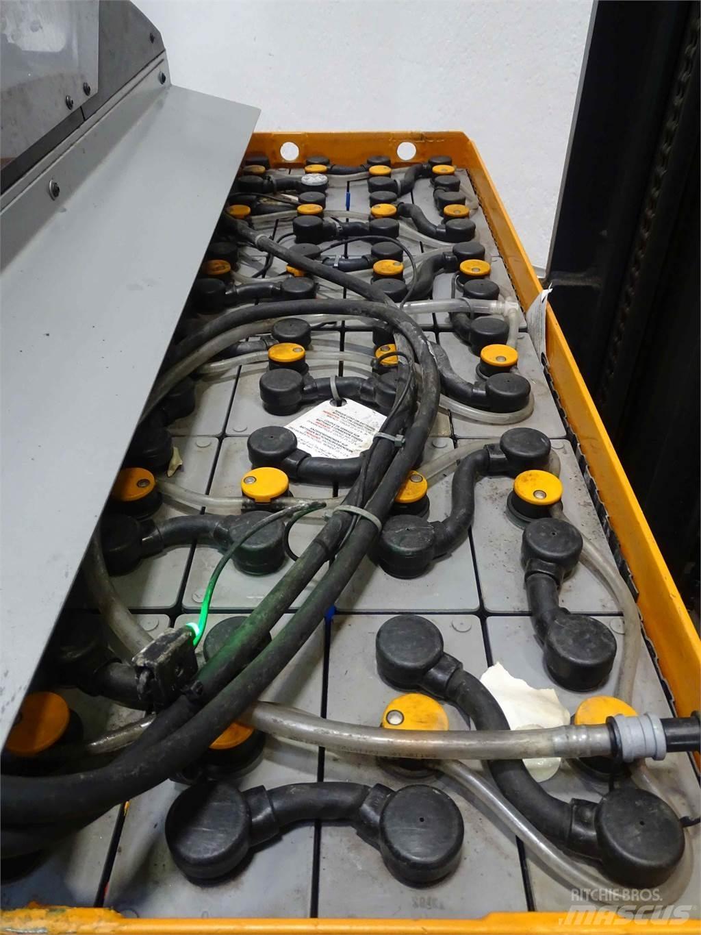 Still FM-X17 Carrello retrattile