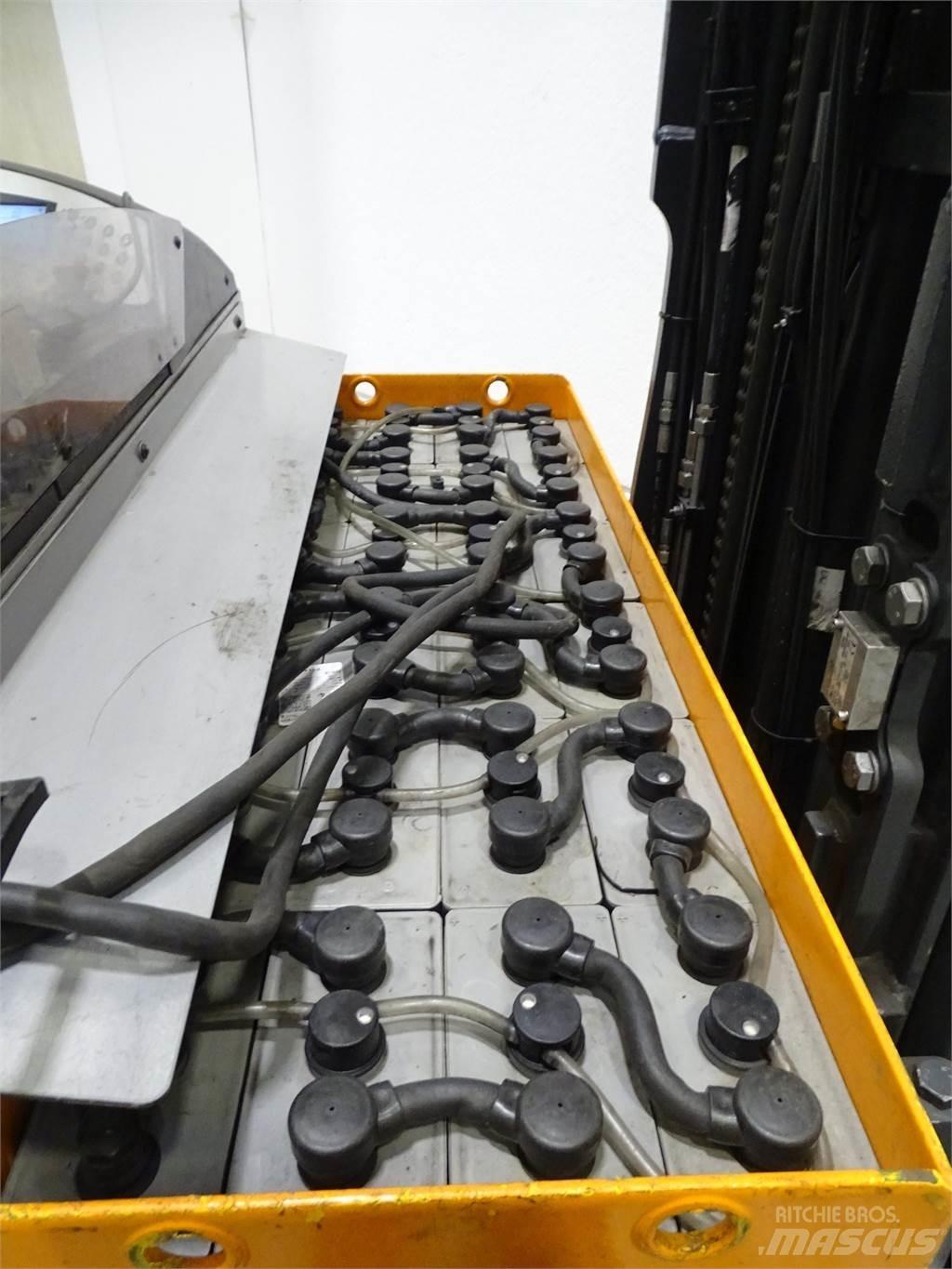 Still FM-X17 Carrello retrattile