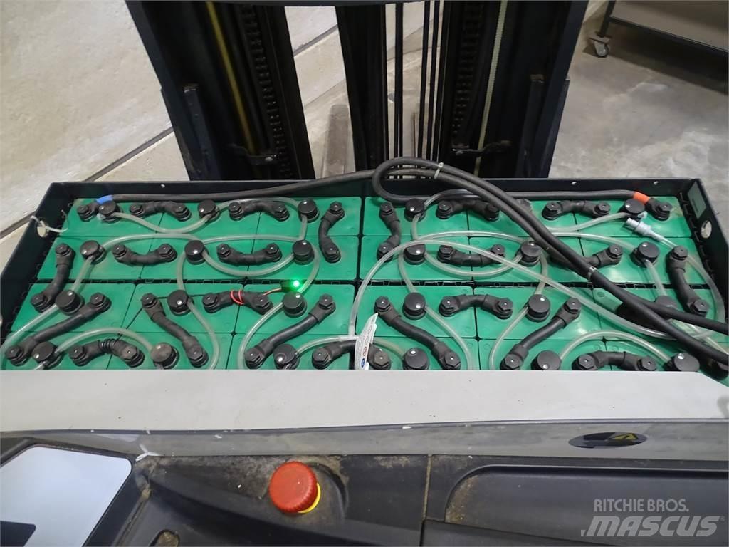 Still FM-X17 Carrello retrattile