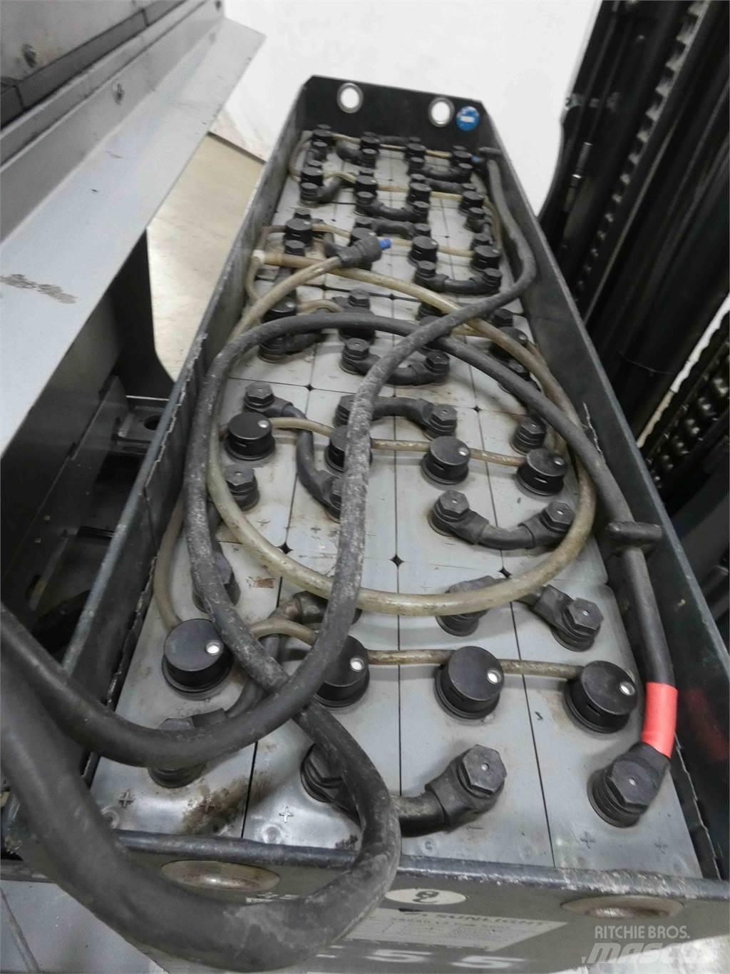 Still FM-X17 Carrello retrattile