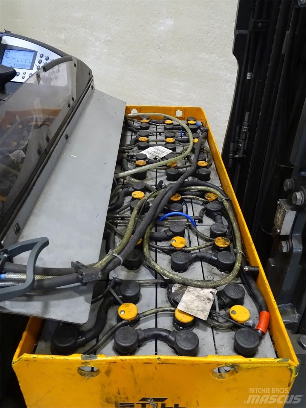 Still FM-X17 Carrello retrattile