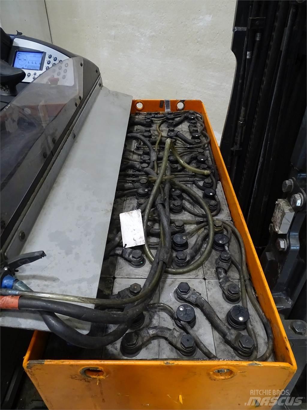 Still FM-X17 Carrello retrattile