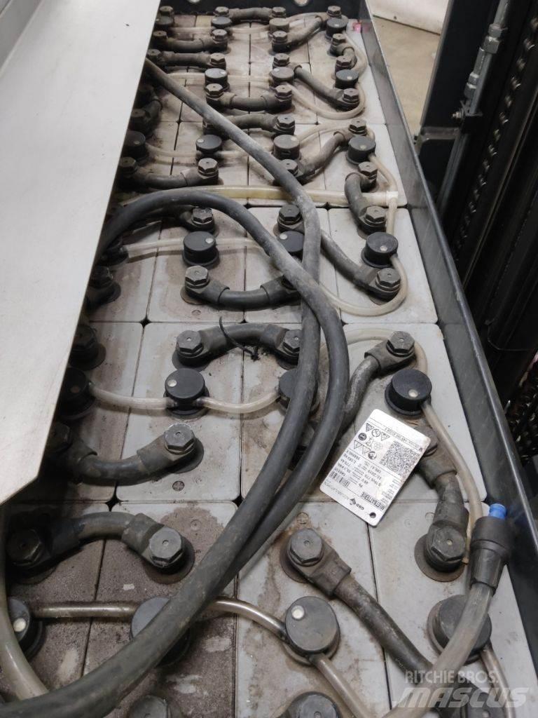 Still FM-X20 Carrello retrattile