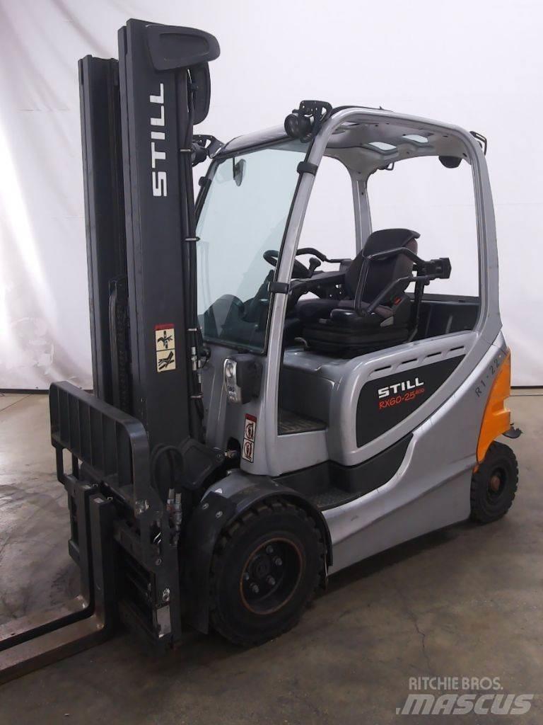Still RX60-25/600 Carrelli elevatori elettrici