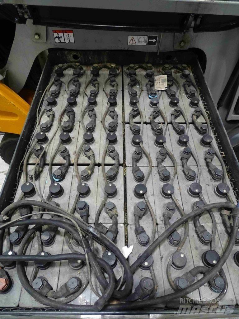Still RX60-25/600 Carrelli elevatori elettrici