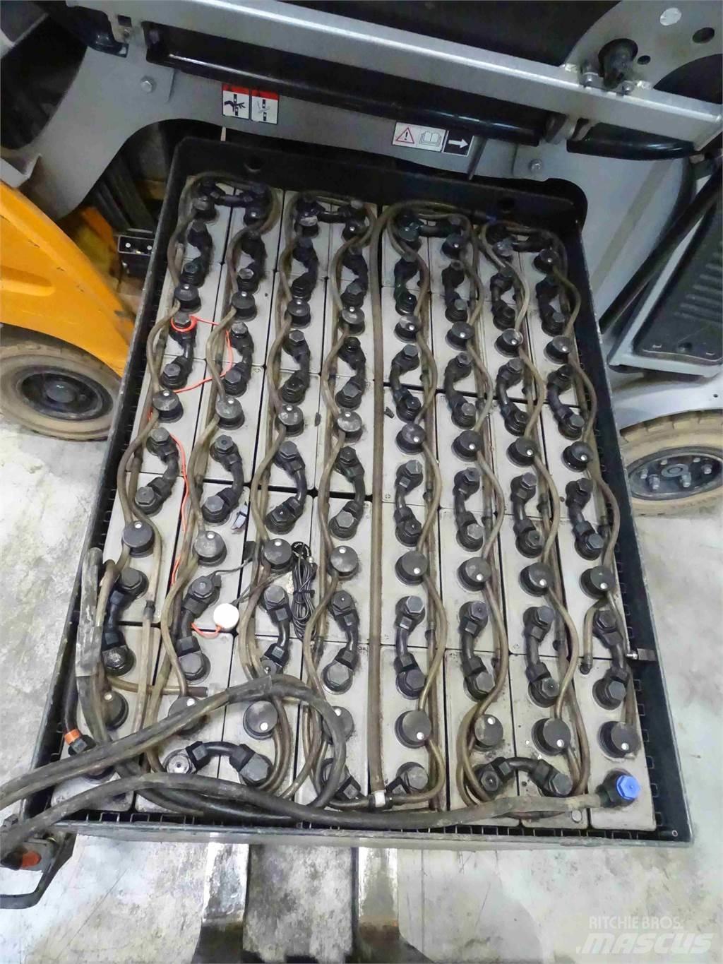 Still RX60-25/600 Carrelli elevatori elettrici