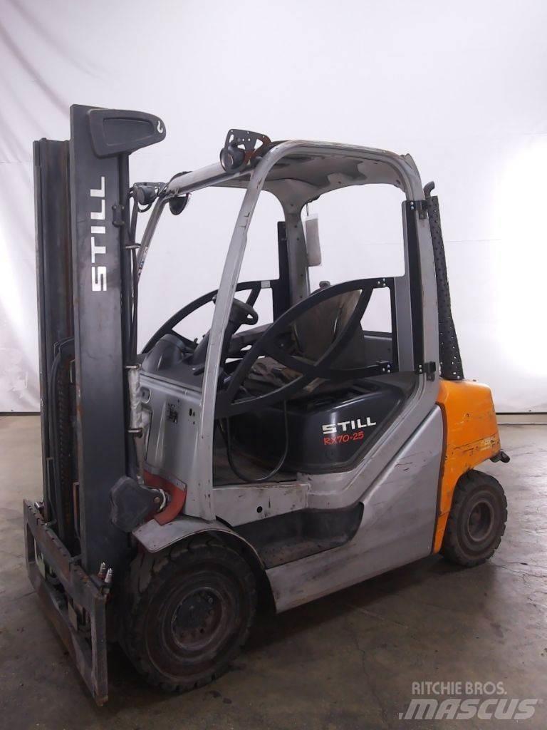 Still RX70-25 Carrelli elevatori diesel