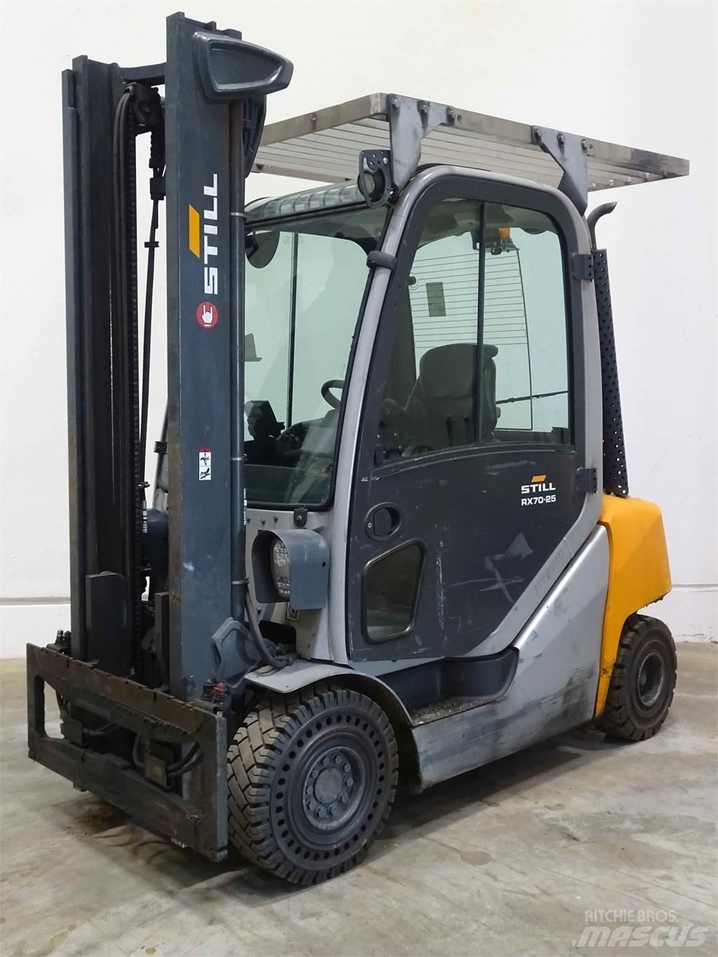 Still RX70-25 Carrelli elevatori diesel