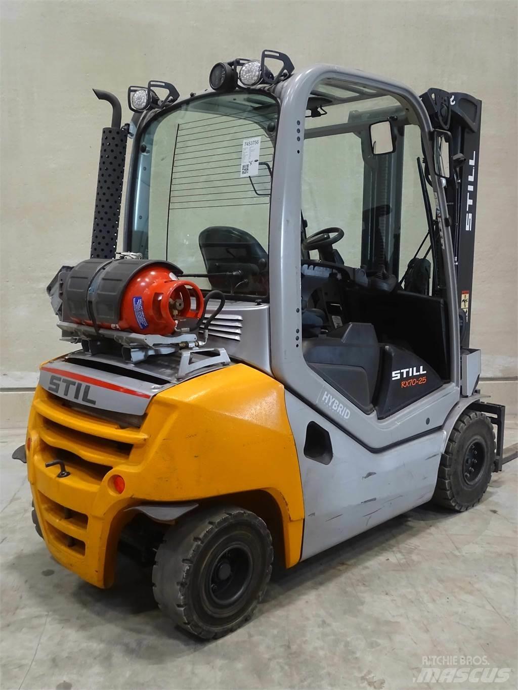 Still RX70-25T Carrelli elevatori GPL