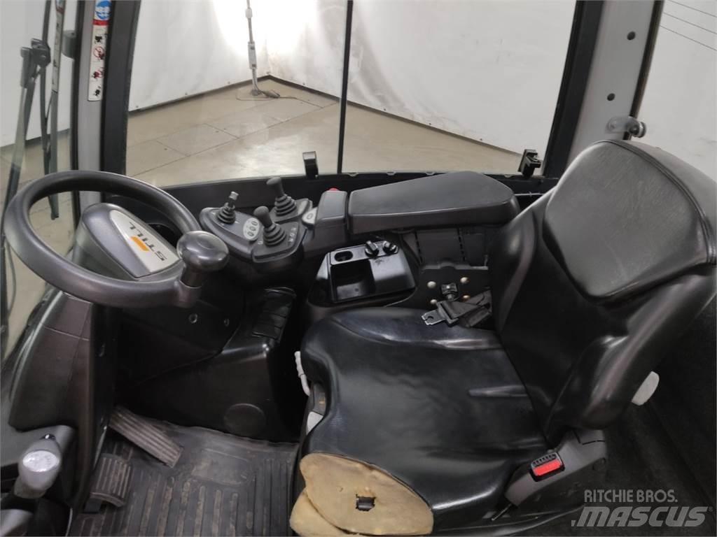 Still RX70-30 Carrelli elevatori diesel