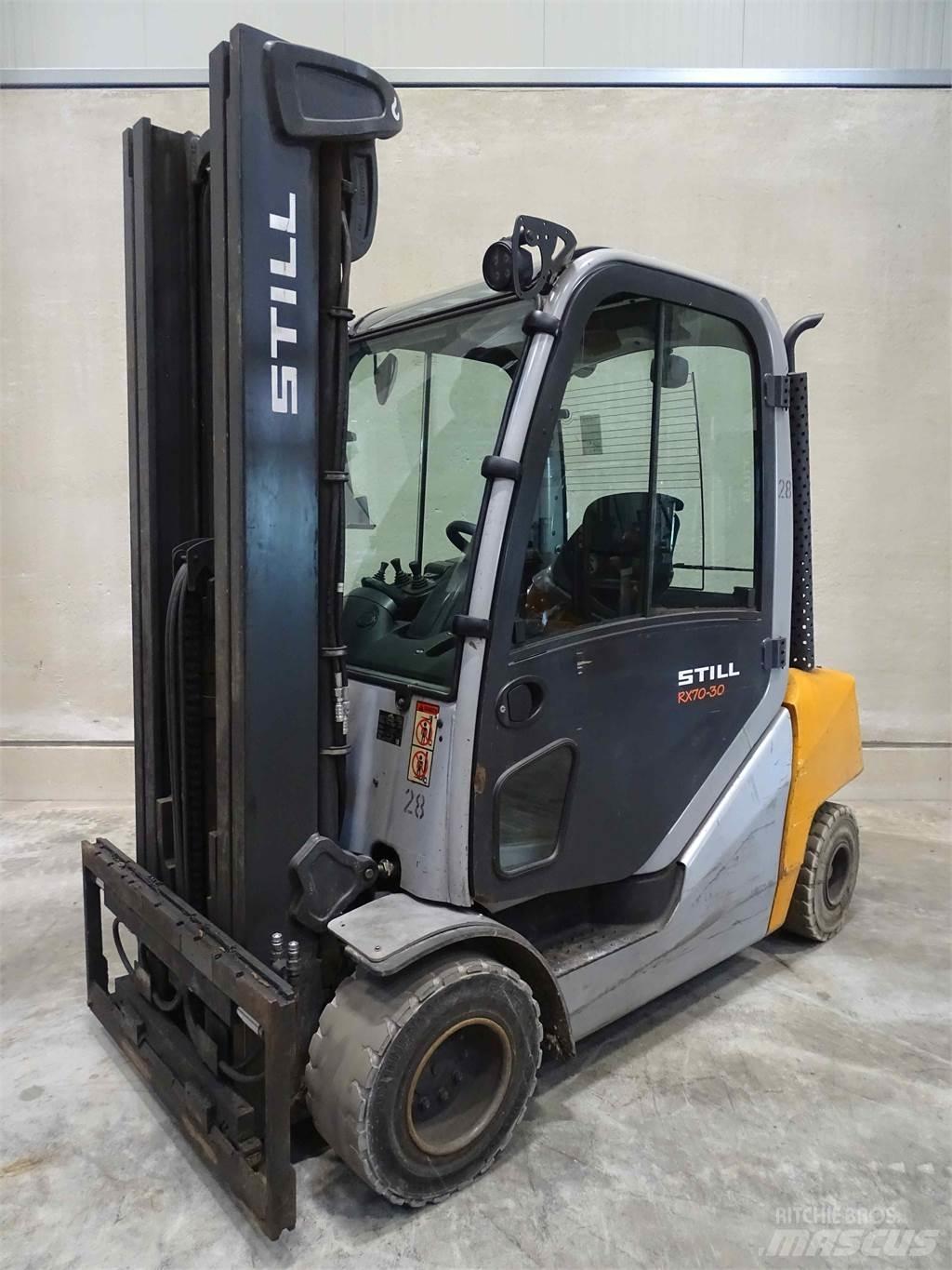 Still RX70-30 Carrelli elevatori diesel