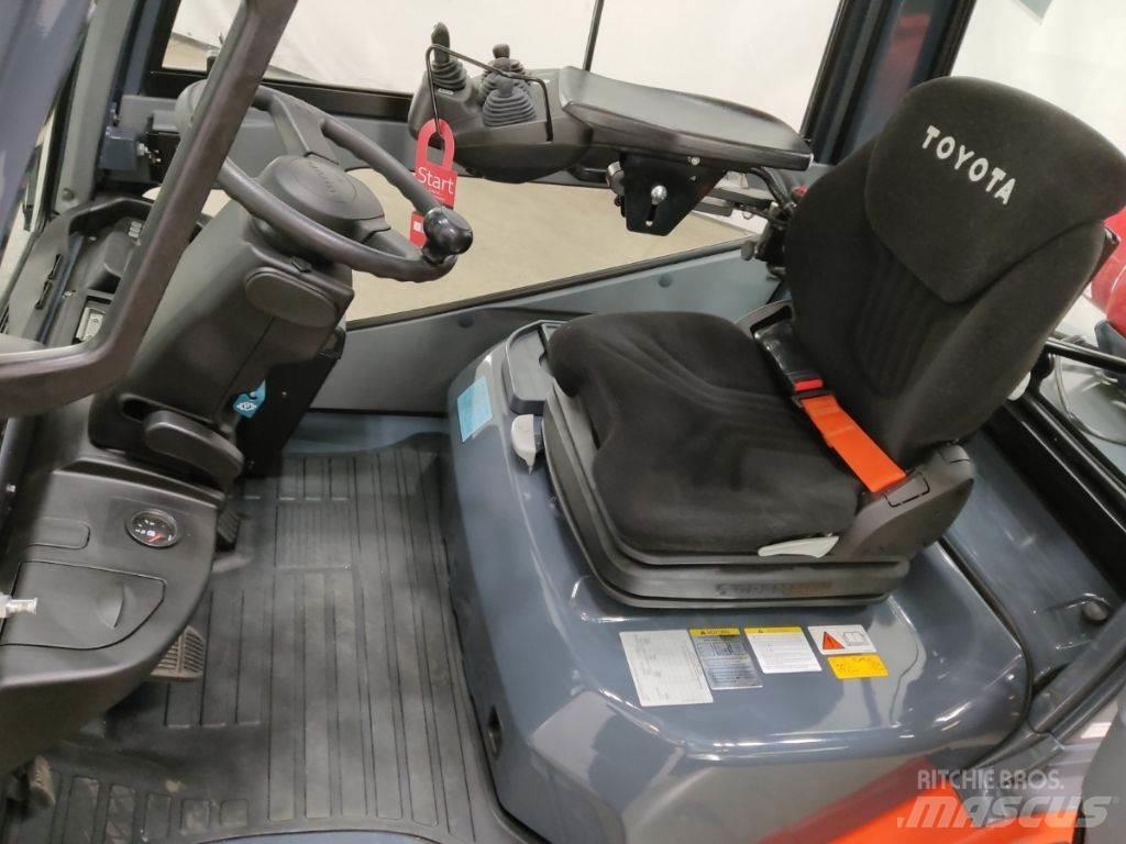 Toyota 02-8FGF30 Carrelli elevatori GPL