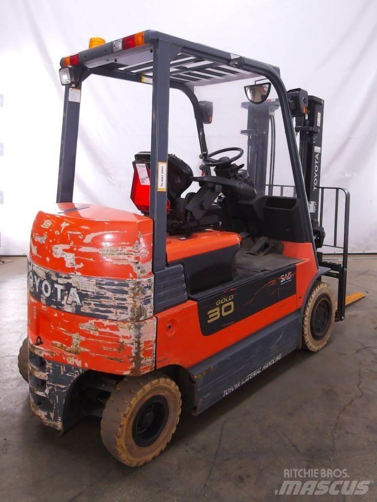 Toyota 7FBMF30 Carrelli elevatori elettrici