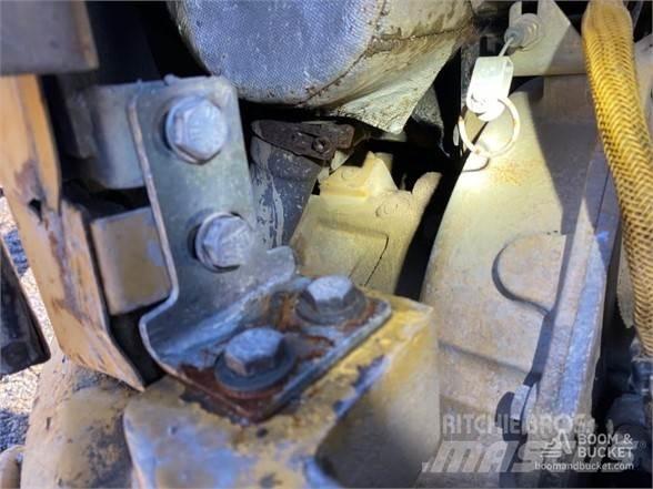 CAT 305C Miniescavatori
