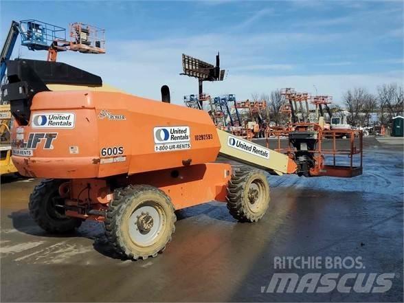 JLG 600S Piattaforme a braccio telescopico