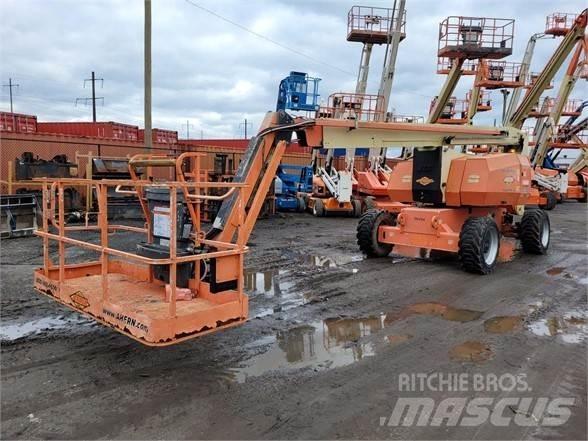 JLG 800AJ Piattaforme a braccio articolato