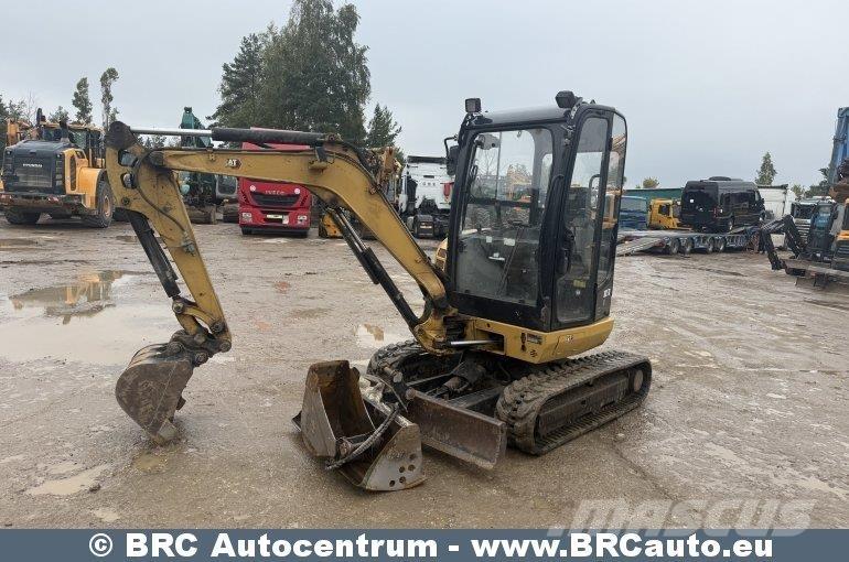 CAT 302.7DCR Miniescavatori