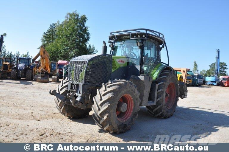 CLAAS Axion 870 Trattori