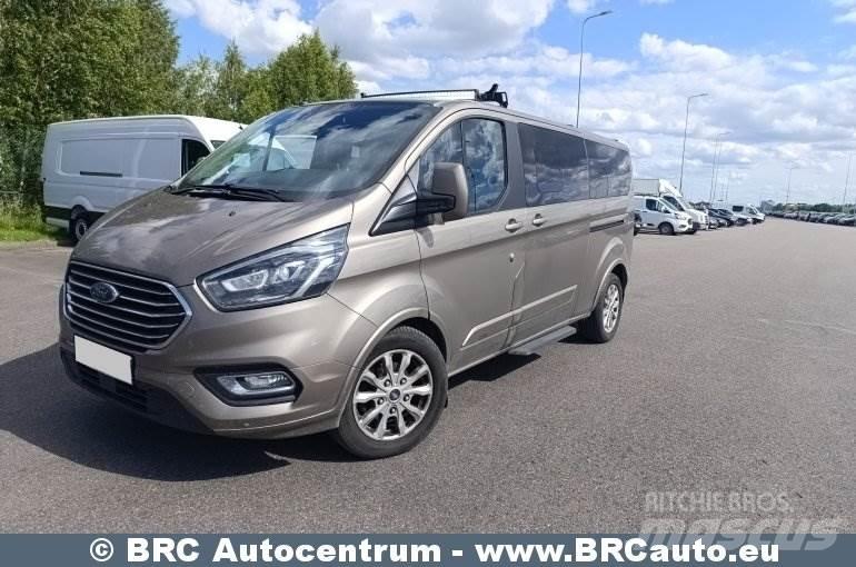 Ford Tourneo Custom Mini bus