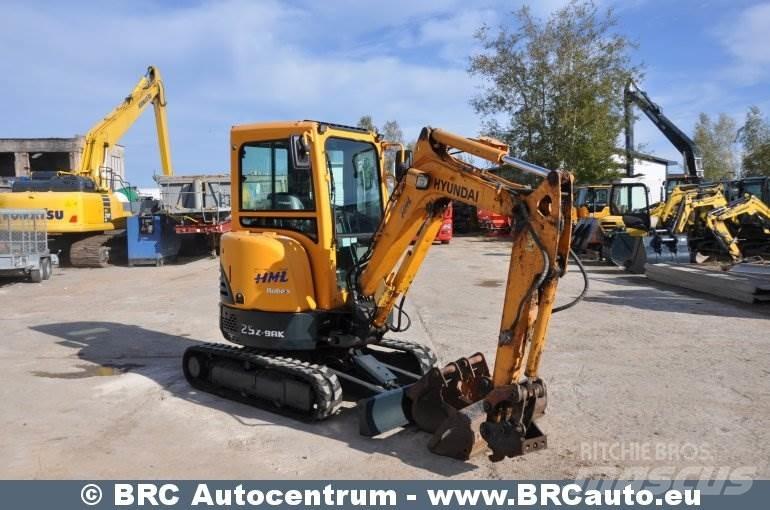 Hyundai R25Z-9AK Miniescavatori