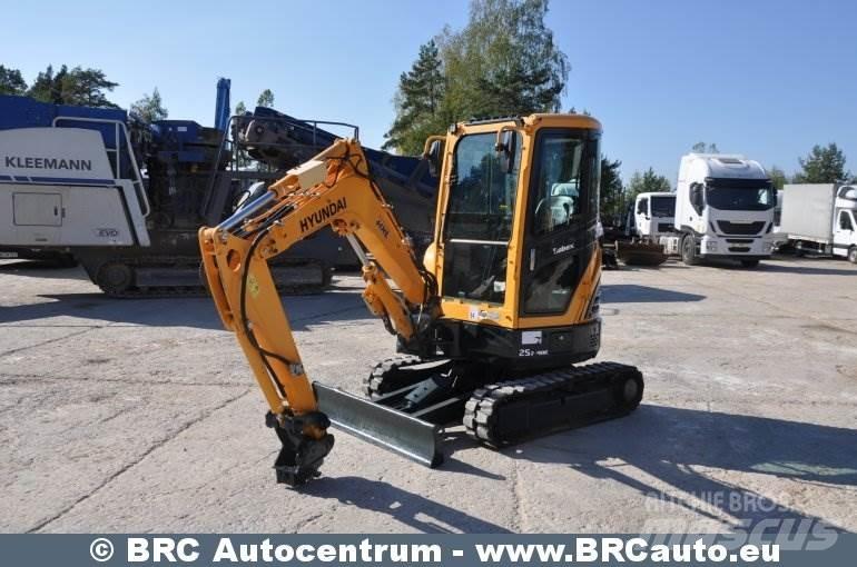 Hyundai R25Z-9AK Miniescavatori