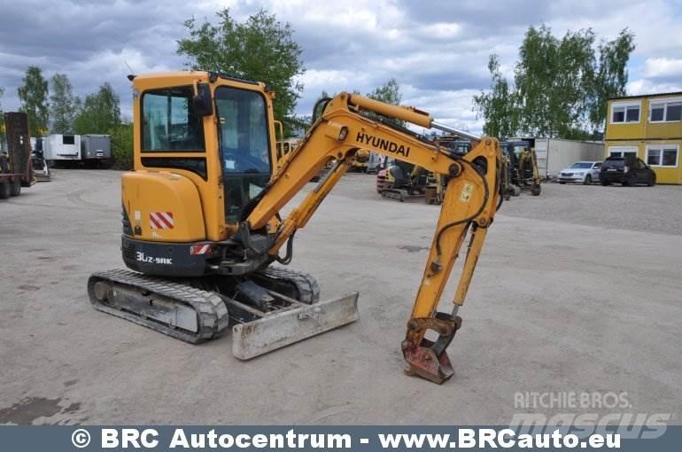 Hyundai R30Z-9AK Miniescavatori