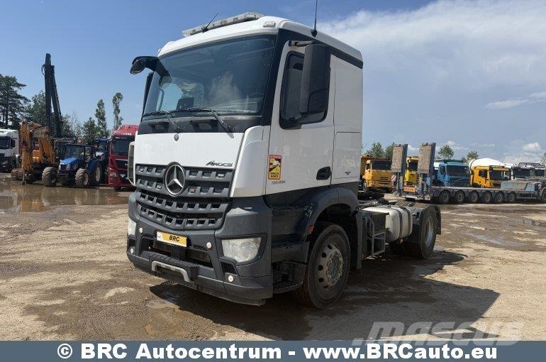 Mercedes-Benz Arocs Motrici e Trattori Stradali