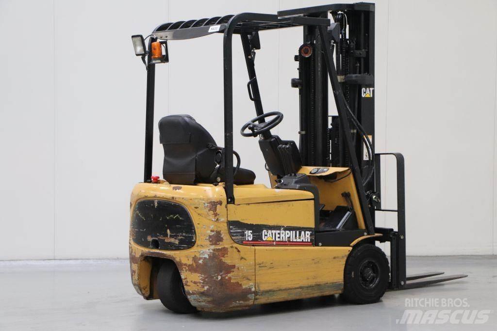 CAT EP15KRT Carrelli elevatori elettrici