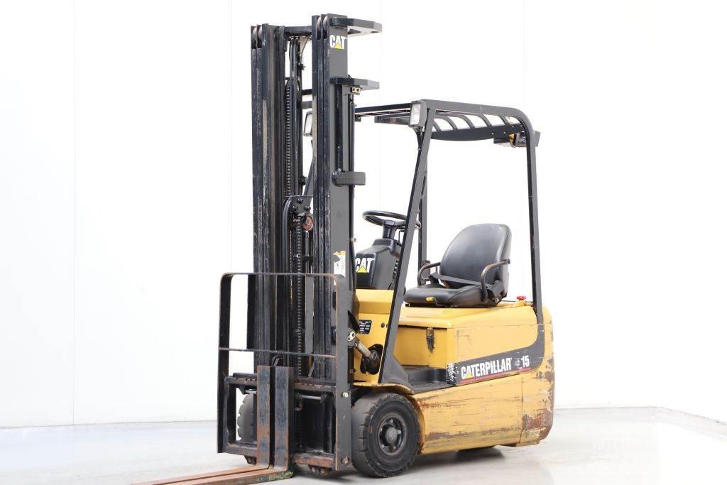 CAT EP15KRT Carrelli elevatori elettrici