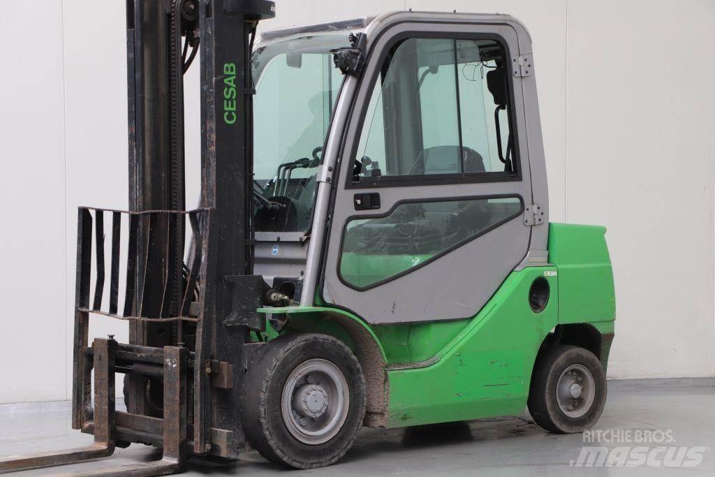 Cesab M325D Carrelli elevatori diesel