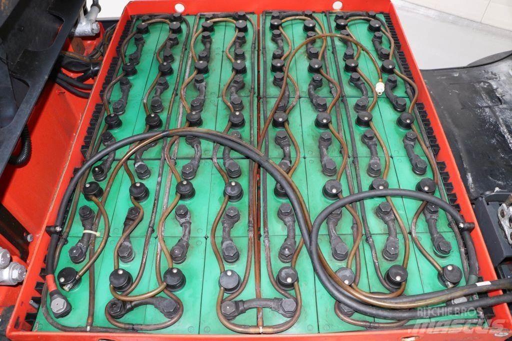 Linde E25L-01 Carrelli elevatori elettrici