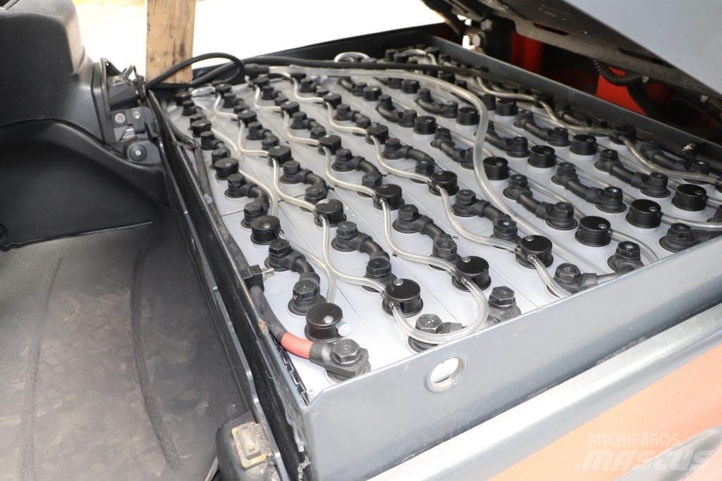 Linde E30-01 Carrelli elevatori elettrici