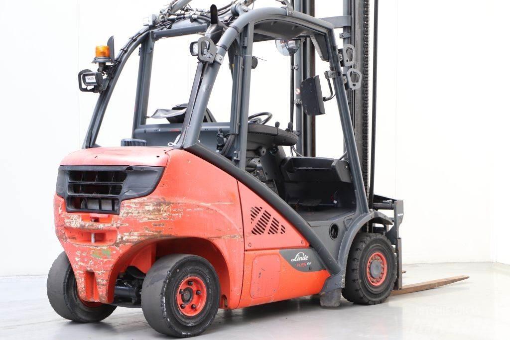 Linde H25D-02 Carrelli elevatori diesel