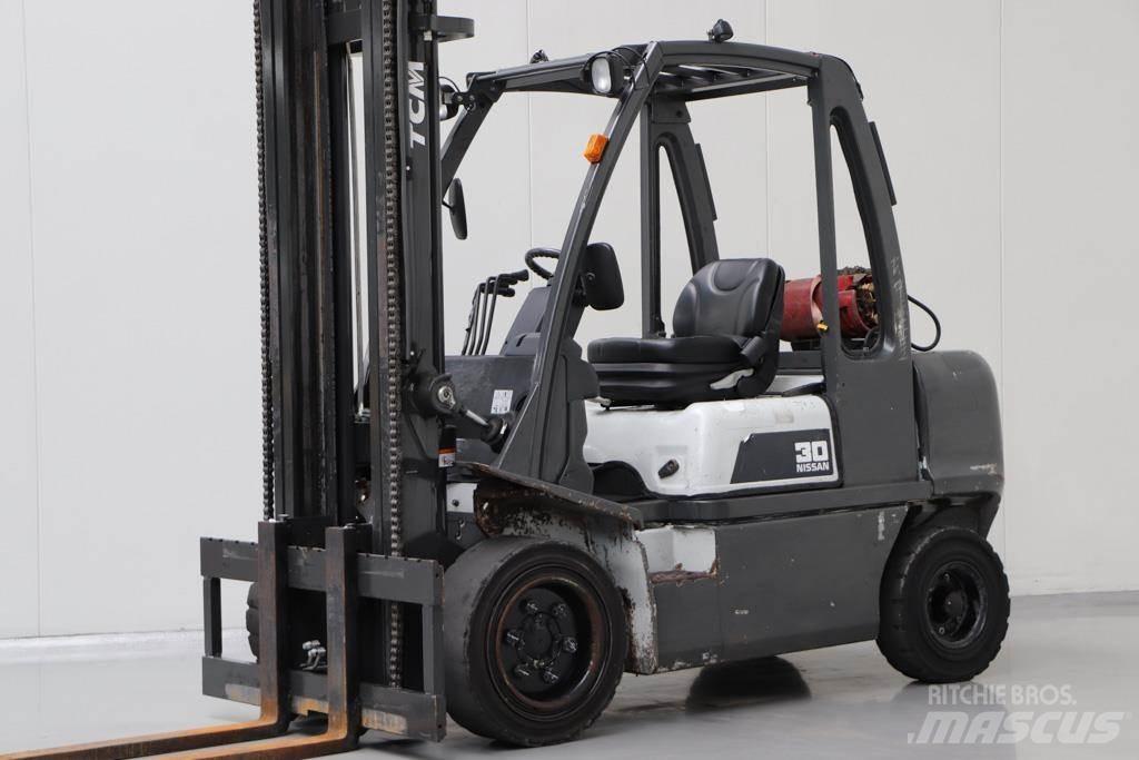 Nissan UG1D2A30LQ Carrelli elevatori GPL