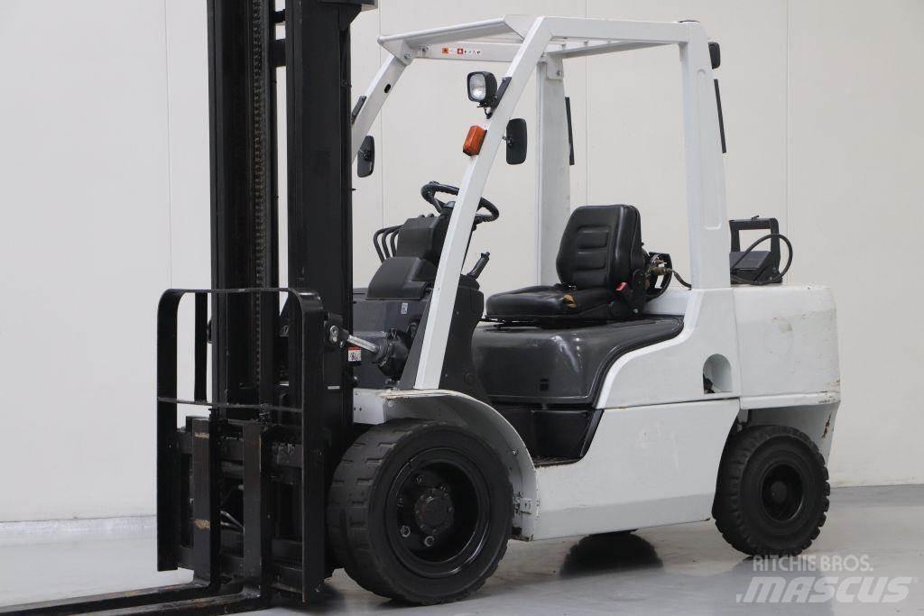 Nissan UG1F2A35DU Carrelli elevatori GPL