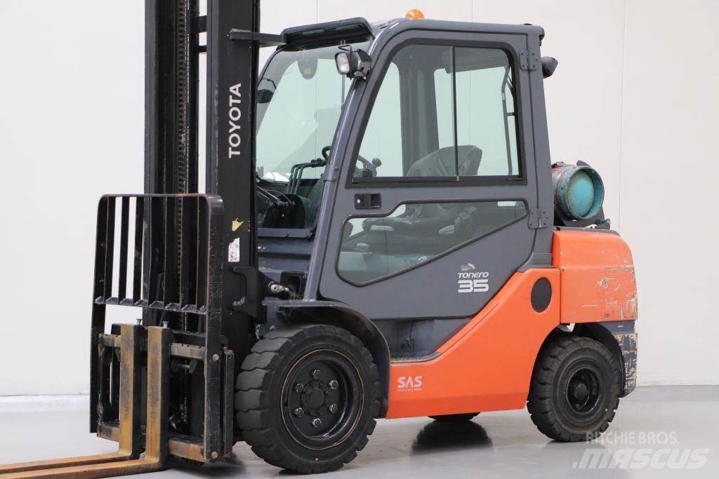 Toyota 02-8FGJF35 Carrelli elevatori GPL