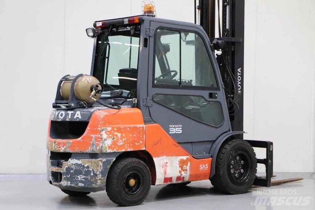 Toyota 02-8FGJF35 Carrelli elevatori GPL