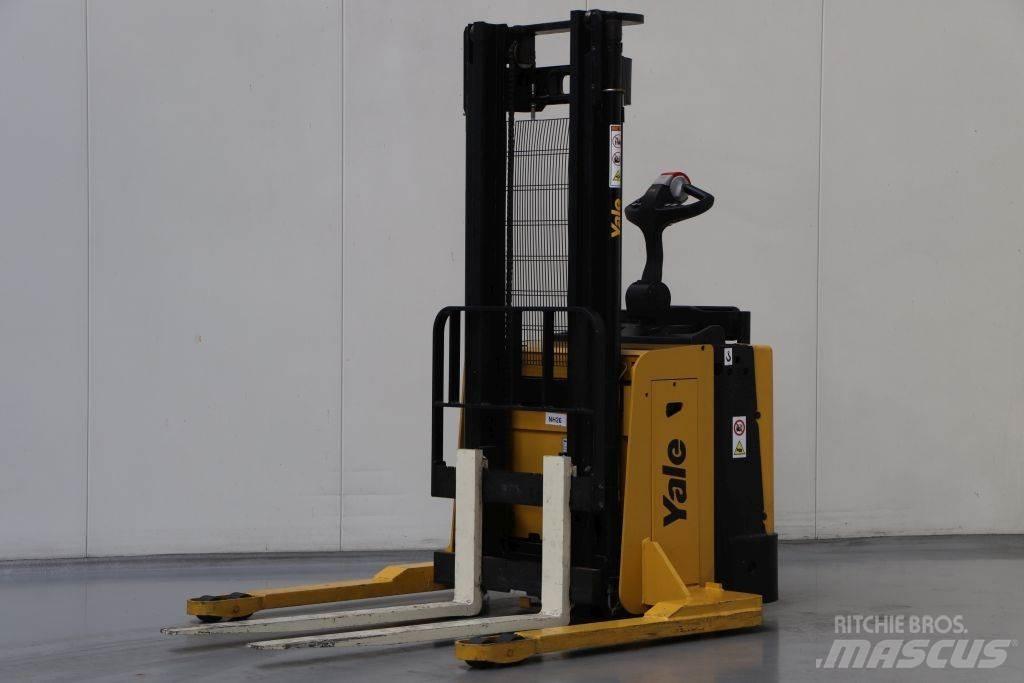 Yale MS15X Transpallet uomo a terra