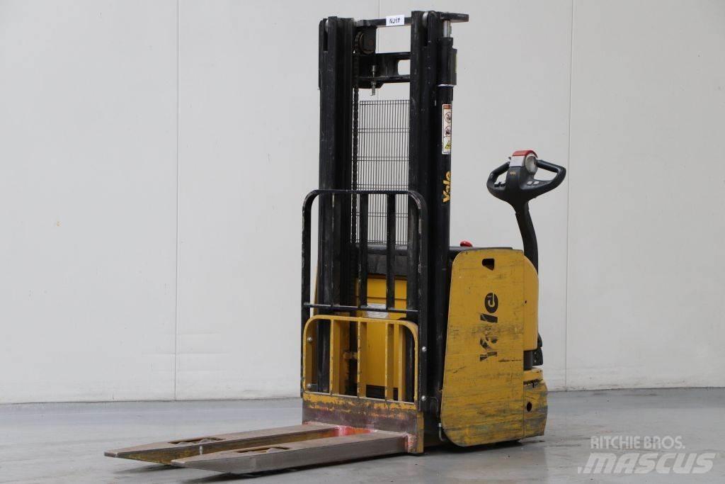 Yale MS16 Transpallet uomo a terra