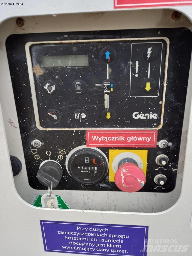 Genie GS 3369 RT Piattaforme a pantografo