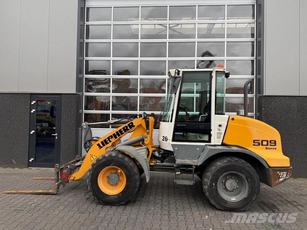 Liebherr L509 Pale gommate