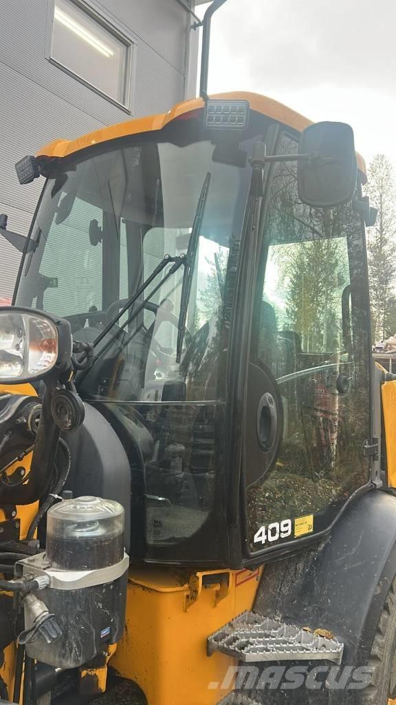 JCB 409 Pale gommate