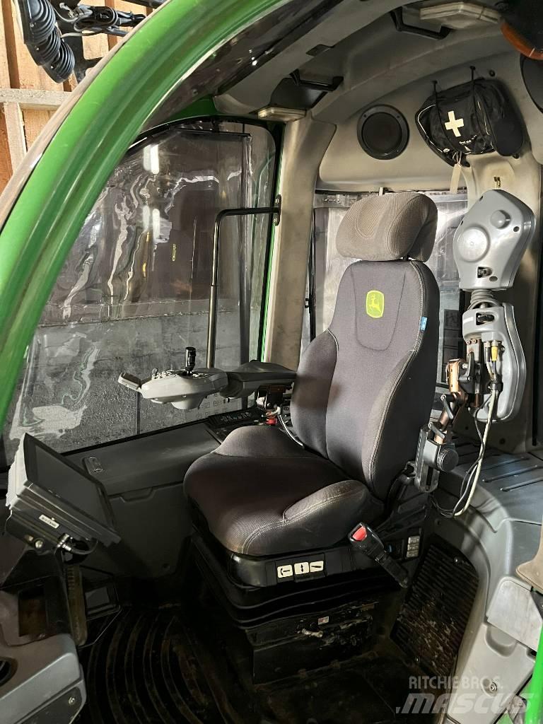 John Deere 1210E Forwarder