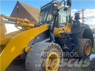 Komatsu WA 470 Pale gommate