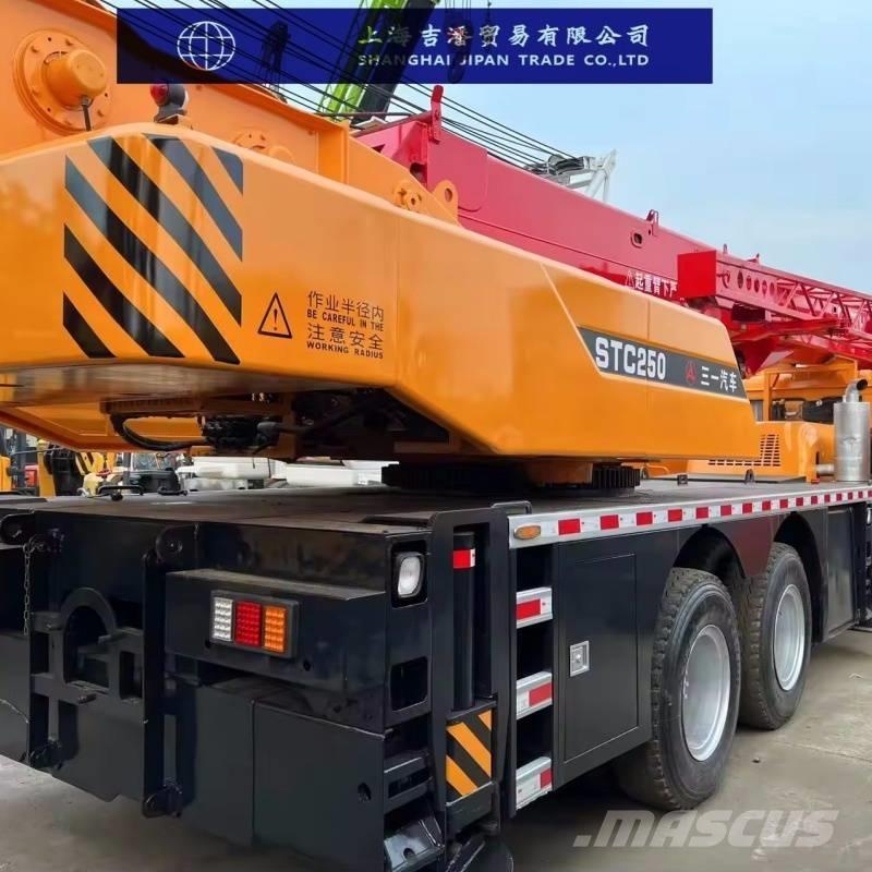 Sany STC 250 Gru per tutti i terreni