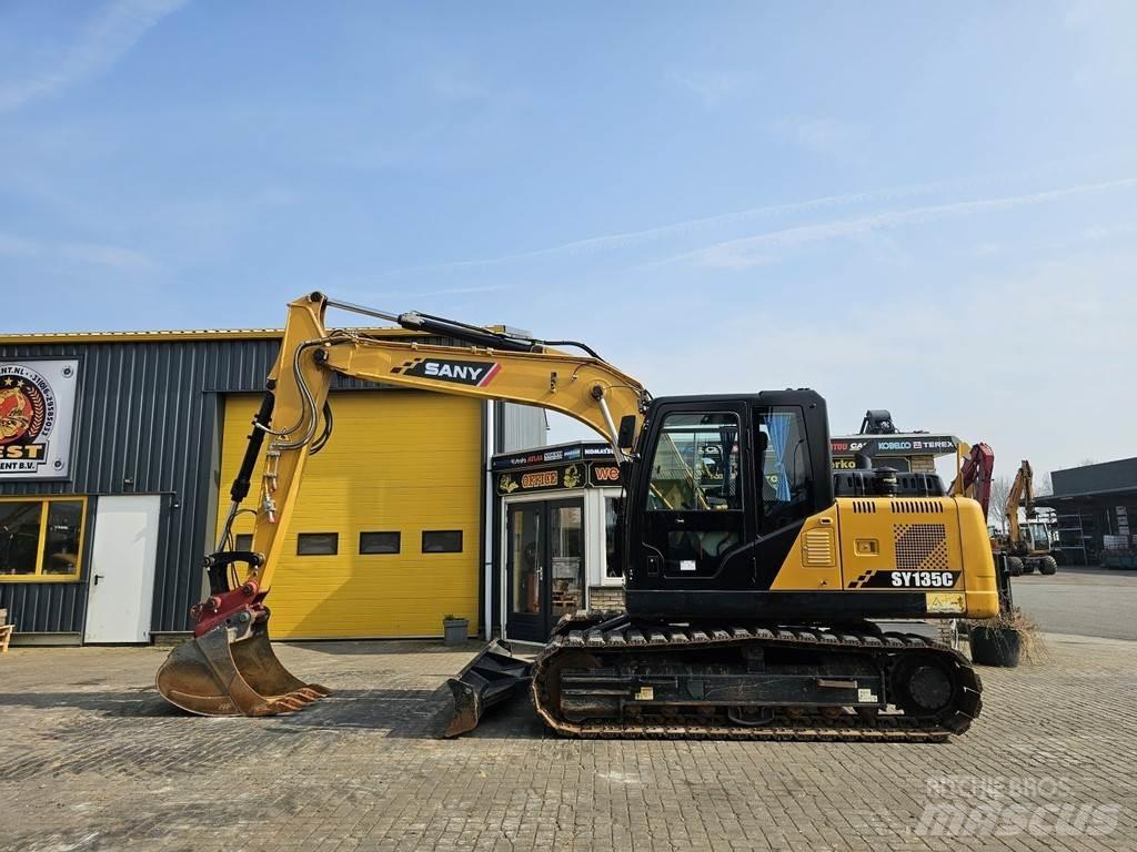 Sany SY135C Escavatori cingolati